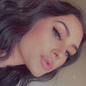 Meet your Posher, Jorgia